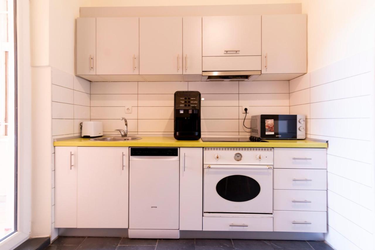 Jevrejska - Central Apartment With Free Parking Novi Sad Bagian luar foto